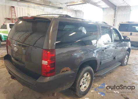 2011 Chevrolet Suburban 1500 Lt1 z USA, uszkodzony, nr VIN 1GNSKJE35BR139526